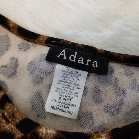 Adara Leopard Crop Top - Picture 3 of 7
